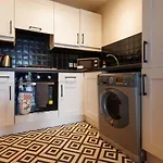 Central Belfast Apartments Queen\'S Quarter